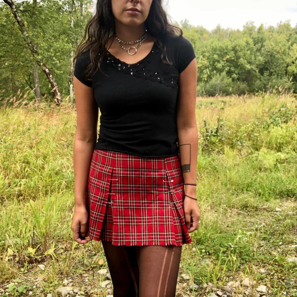 Black y2k crop top